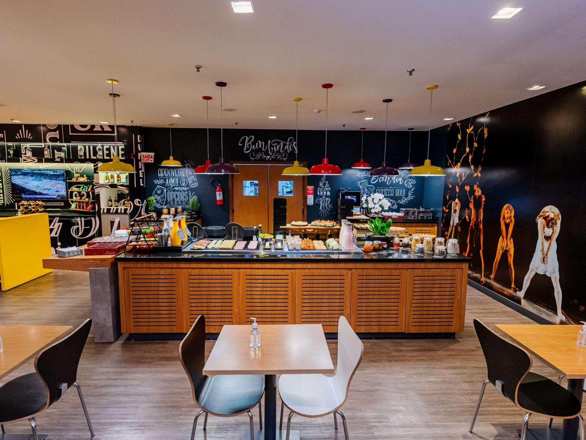Ibis Joinville Exterior foto