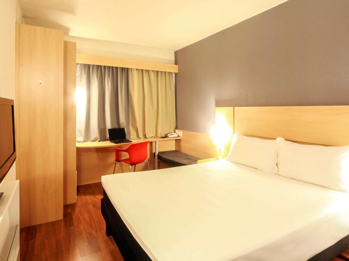 Ibis Joinville Exterior foto